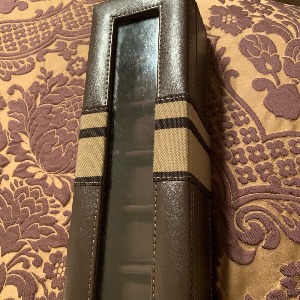 Leather watch case